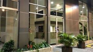 Unclassified image, 5 of 44, button - Hotel Ambassador (San José)