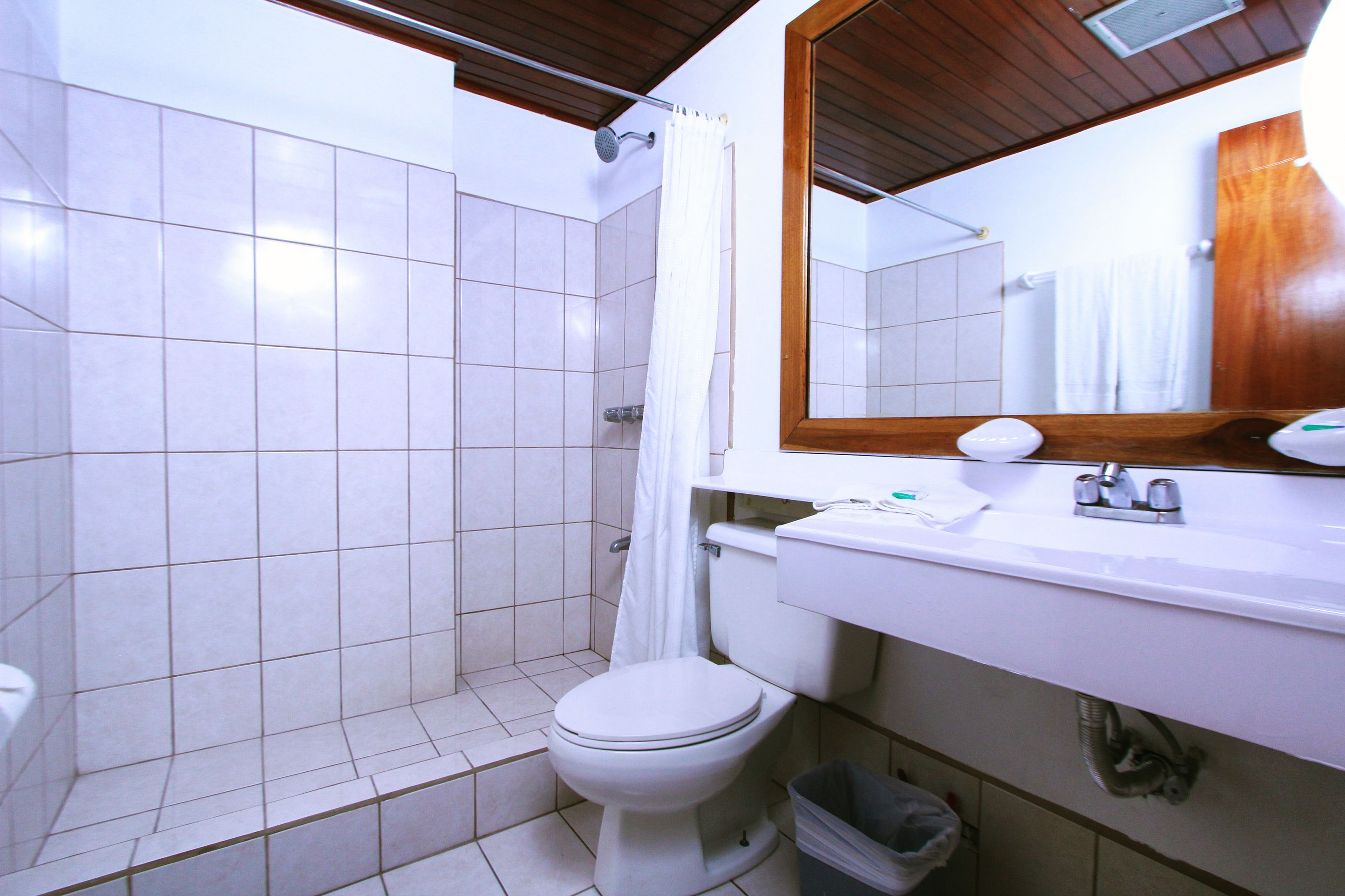 Photo - Hotel Ambassador