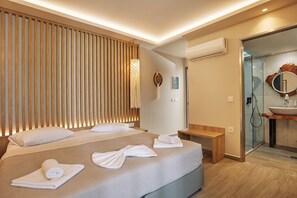 Luxury Double Room | Individually decorated, individually furnished, desk, blackout drapes - Iniohos Zante Hotel & Suites (Zakynthos)
