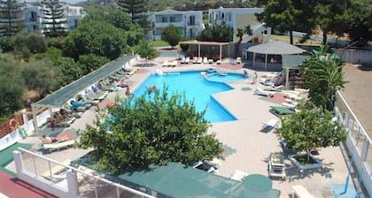 Summer Dream Hotel