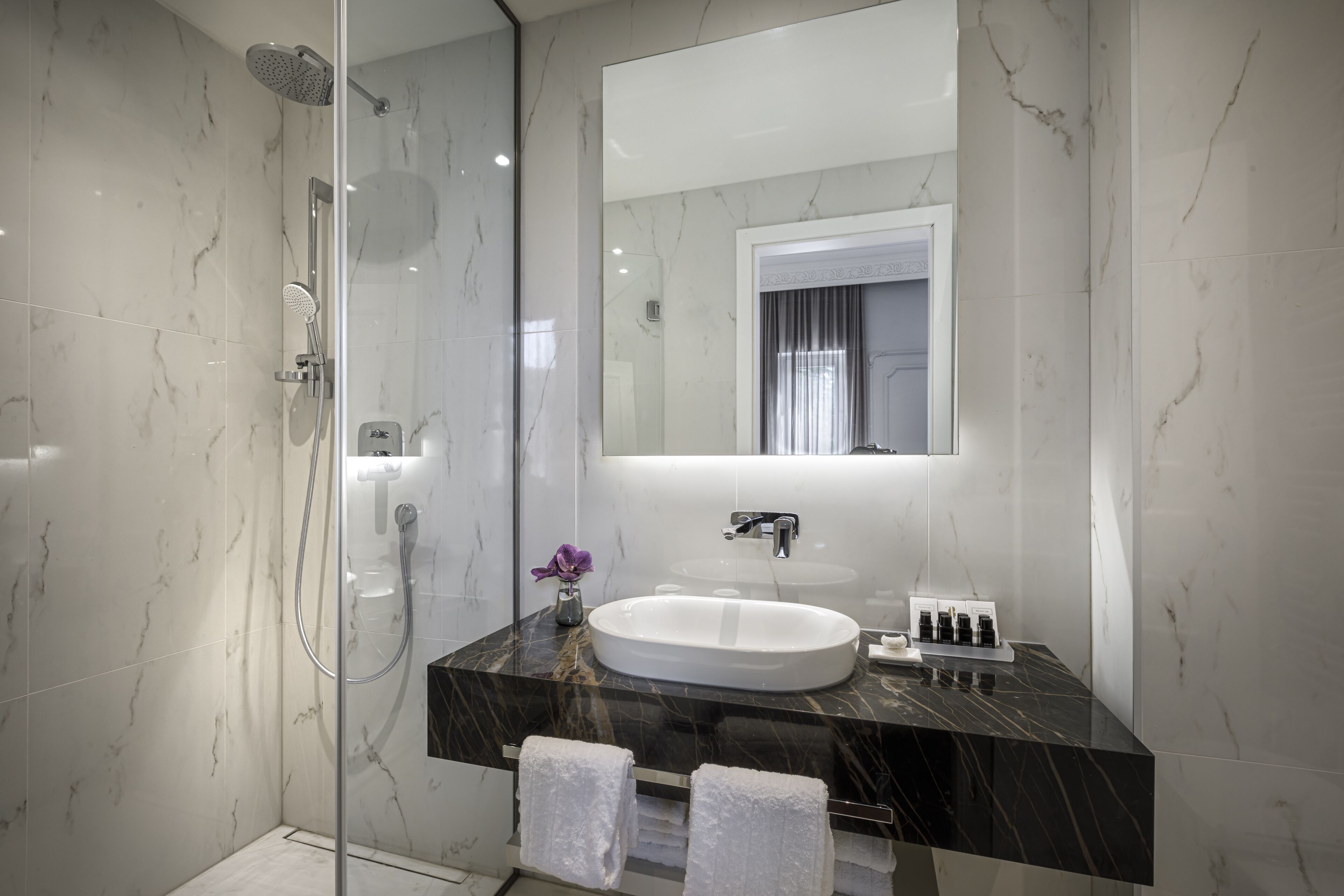 classic twin room | bathroom | free toiletries, hair dryer, bathrobes, slippers