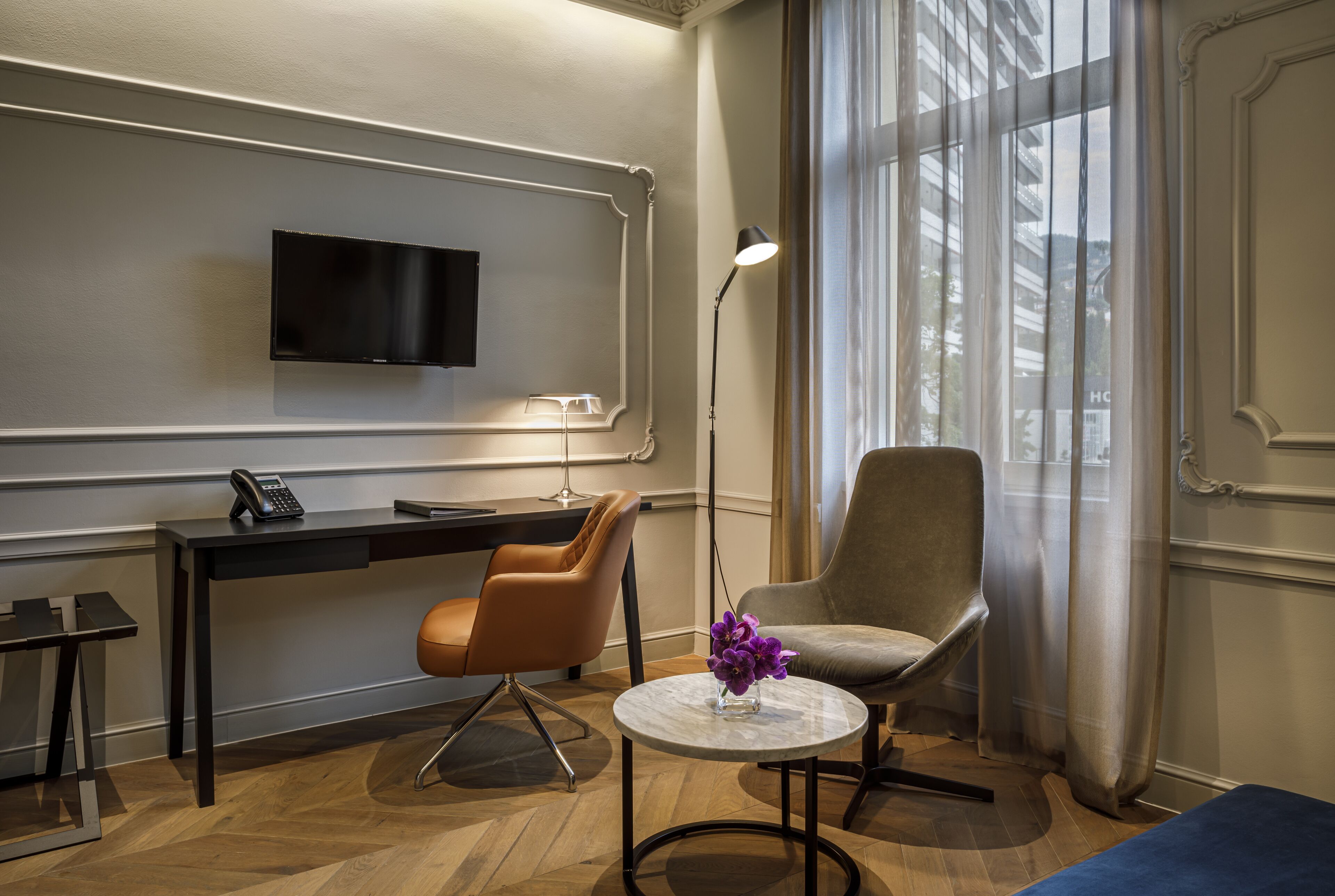 classic twin room | minibar, in-room safe, desk, free cots/infant beds