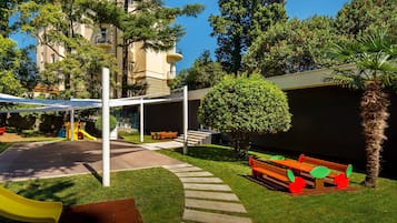 Children's play area - outdoor