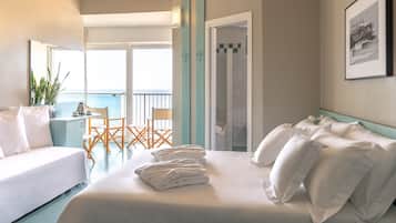 Superior Room, Sea View | 1 bedroom, in-room safe, desk, free WiFi