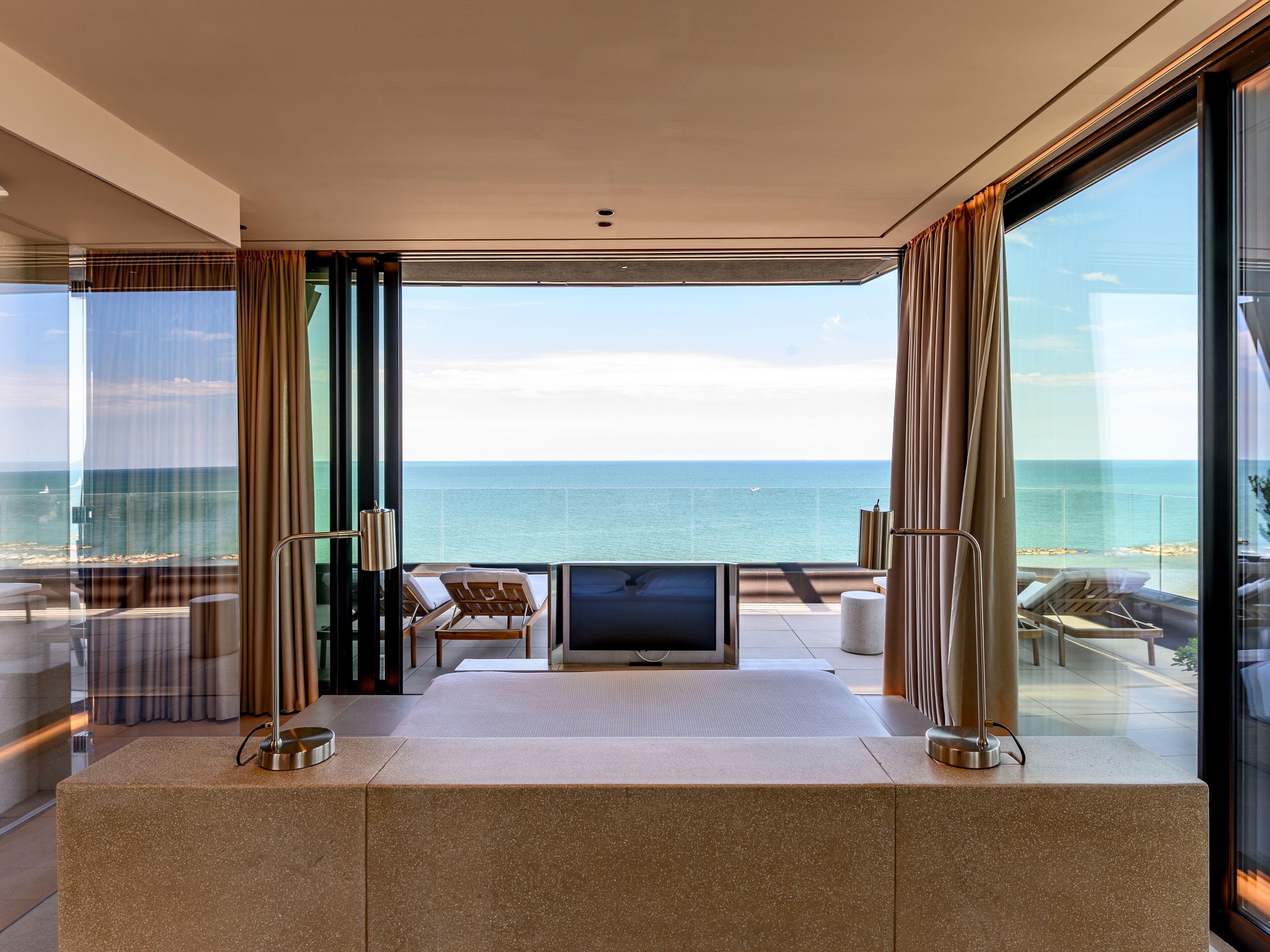 Palace Penthouse | 客房内保险箱、办公桌、免费 WiFi、床单