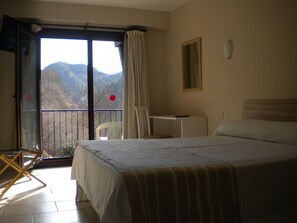 Kahden hengen huone (yksi tai kaksi sänkyä) | Näkymä huoneesta