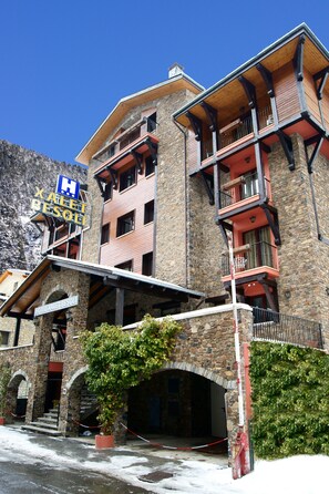 Majoituspaikan sisäänkäynti