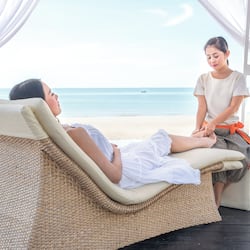 Body treatments, hydrotherapy, aromatherapy, Swedish massages