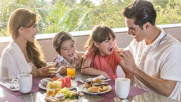 Tägliches Frühstücksbuffet (412 THB pro Person)