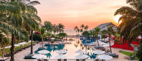 Ulkouima-allas, ilmaisia cabañoita, aurinkovarjoja