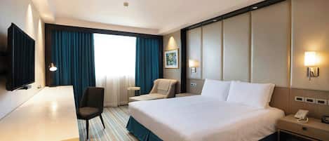 Premium bedding, minibar, in-room safe, desk