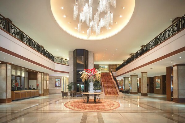 Lobby lounge - Marco Polo Plaza Cebu (Cebu City)