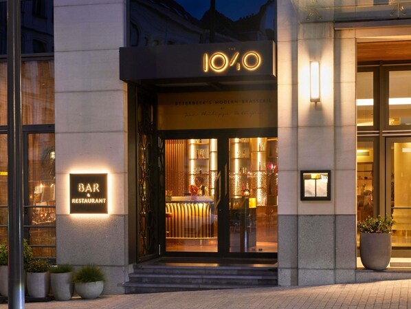 Bar (on property) - Sofitel Brussels Europe (Brussels)