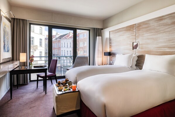 Classic Room, 2 Twin Beds | City view