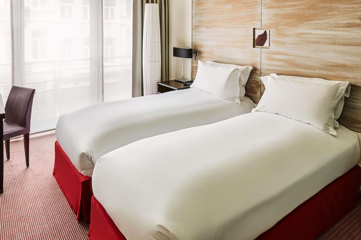 Quarto clássico, 2 camas de solteiro | 1 quarto, roupas de cama premium, frigobar, cofres nos quartos
