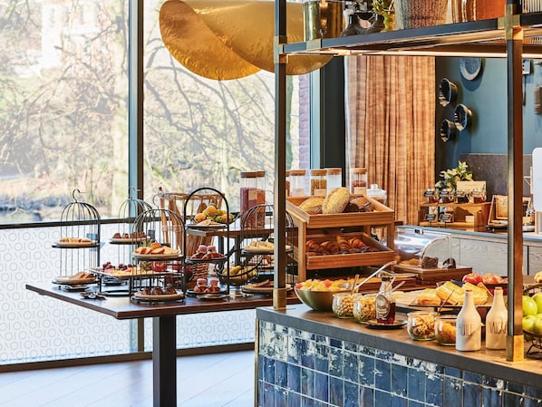Breakfast area - Sofitel Brussels Europe (Brussels)