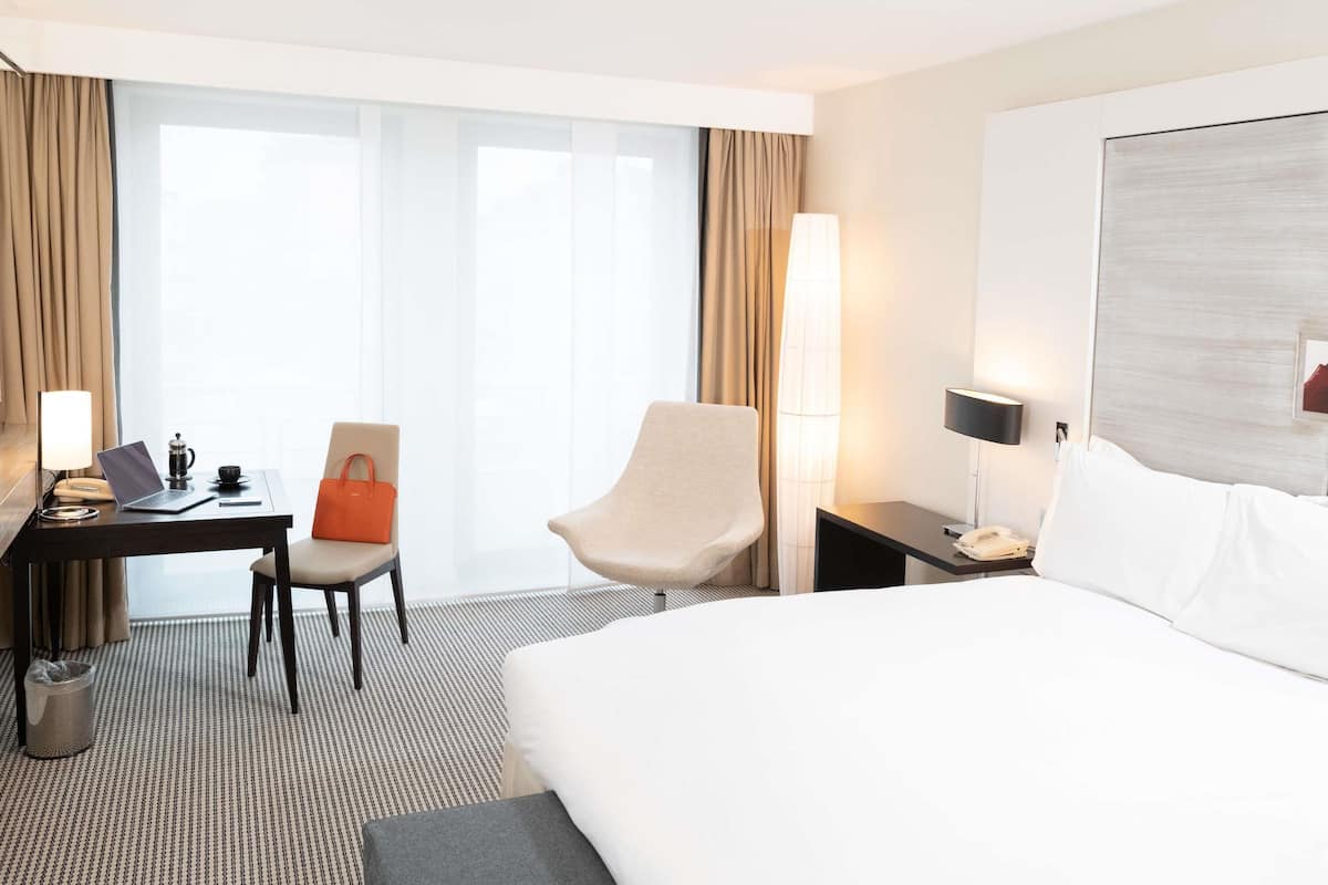 Camera Luxury, 1 letto king | 1 camera, biancheria da letto di alta qualità, minibar