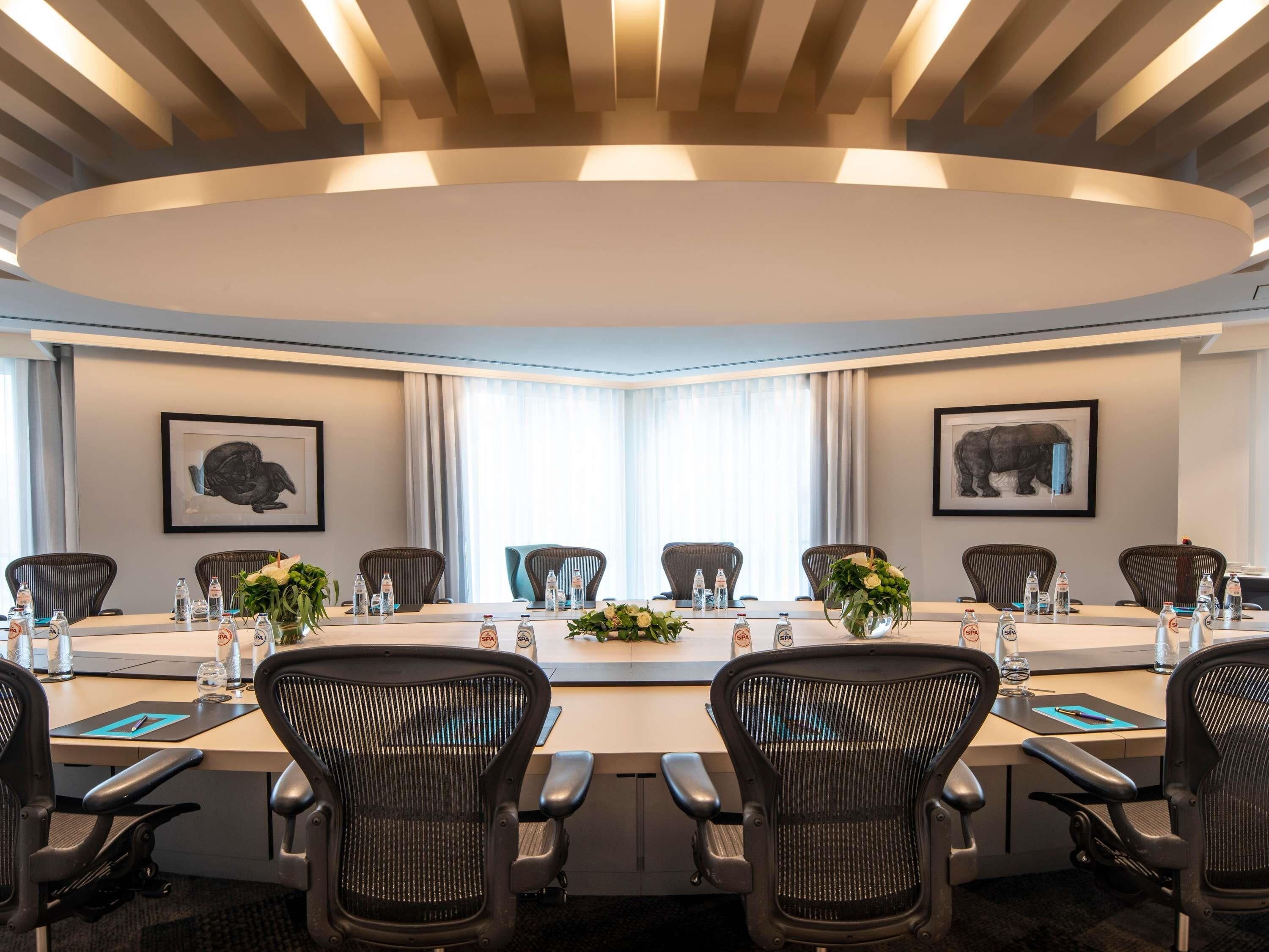 Meeting facility