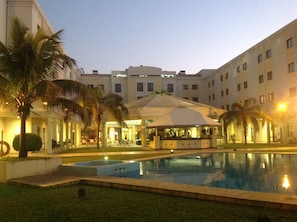 Outdoor pool, pool loungers