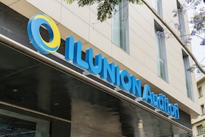 Exterior - Hotel ILUNION Auditori (Barcelona)
