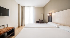 Coffres-forts dans les chambres, bureau
