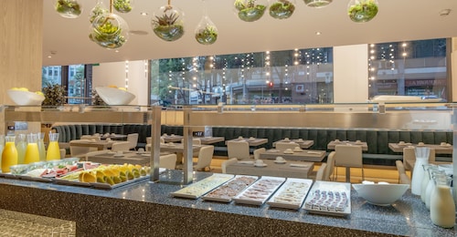 Hotel ILUNION Auditori