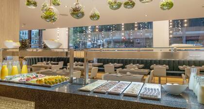 Hotel ILUNION Auditori