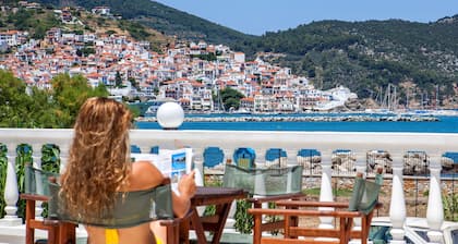 Aeolos Hotel