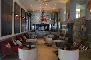 2 bars/lounges - Villa Didon (Carthage)