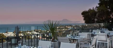 الإطلالة من المنشأة