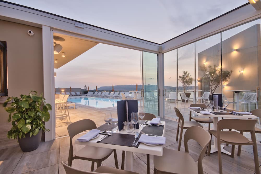Luna Holiday Complex