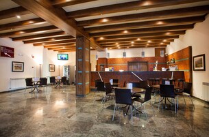 Bar (en la propiedad)