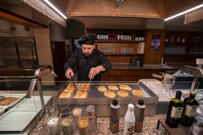 Daily buffet breakfast for a fee - Hotel Marco Polo by Nexta (La Massana)