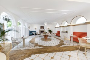 Daily buffet breakfast (EUR 10 per person)