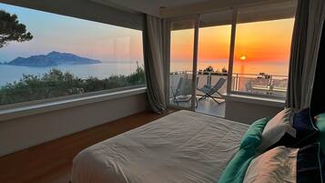 Chambre Double Luxe | Literie hypoallergénique, minibar, coffres-forts dans les chambres