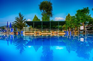 Outdoor pool, pool loungers