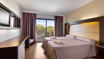 Mørklægningsgardiner, gratis Wi-Fi, sengetøj