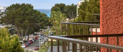 Twin kamer, balkon | Uitzicht vanuit de kamer
