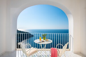 Superior Double Room, Balcony, Sea View | Balcony