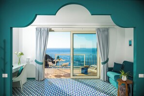 Premium bedding, down duvets, minibar, in-room safe - Grand Hotel Tritone (Praiano)