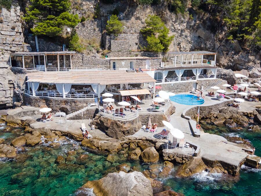 Private beach, black sand, free beach cabanas, beach towels