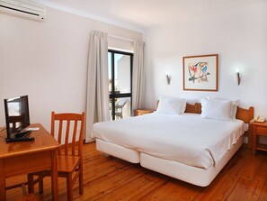 Wi-Fi gratuit, draps fournis