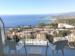Balcony - Hotel Mediterranee (Taormina)