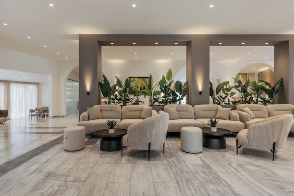 Sala de estar en el lobby