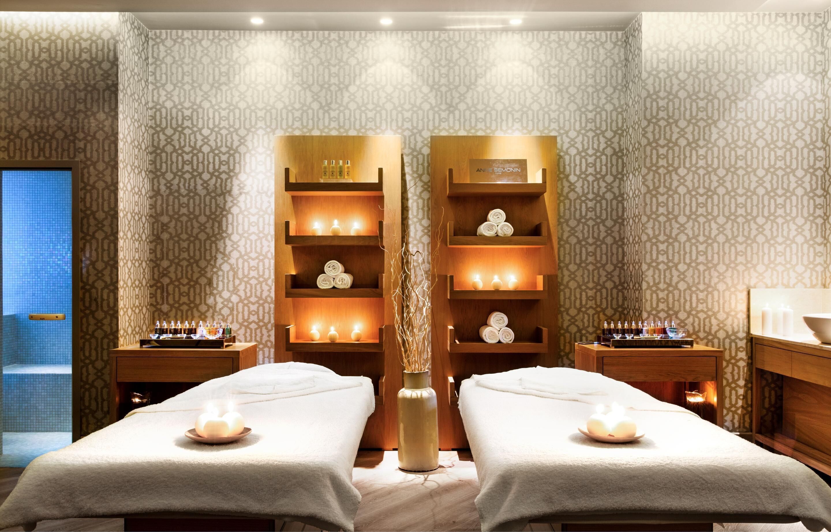 桑拿、土耳其浴、身體療程、水療、芳香療法、深層組織按摩