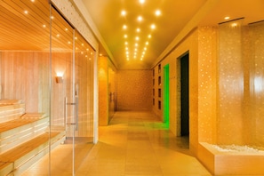 Sauna, Turkish bath/hammam, body treatments, hydrotherapy, aromatherapy