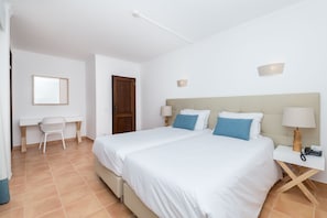 Apartment, 1 Bedroom | 1 bedroom, free cribs/infant beds, free rollaway beds, free WiFi - Mirachoro Praia da Rocha (Portimão)