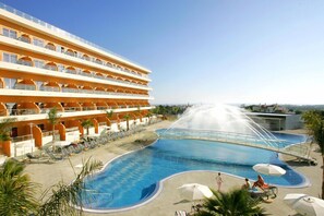 Seasonal outdoor pool