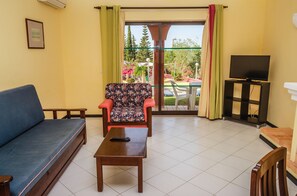 Apartment, 1 Bedroom | Living room