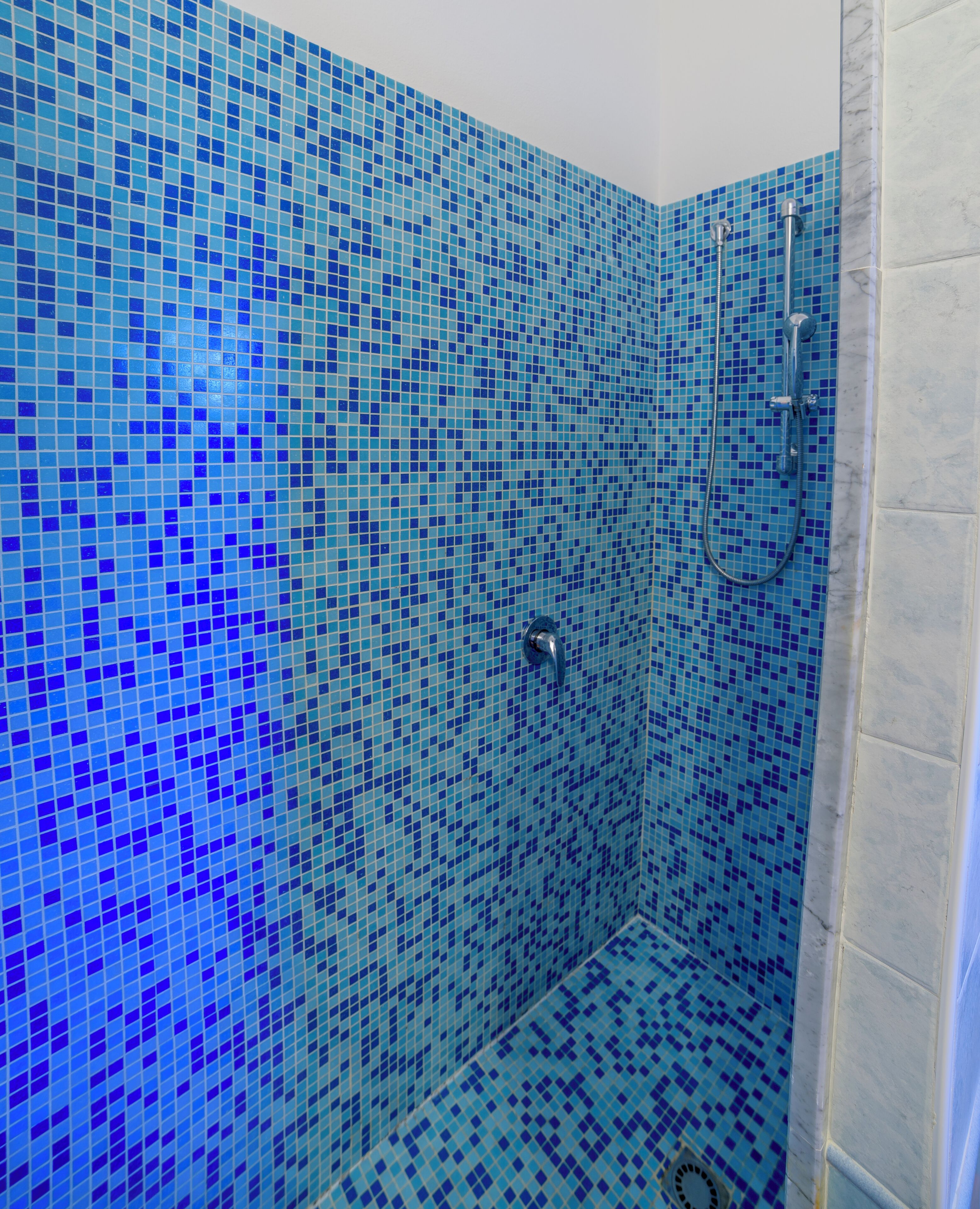 Bathroom | Shower, free toiletries, hair dryer, bidet